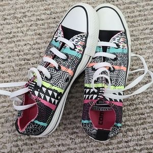 Converse Size 6